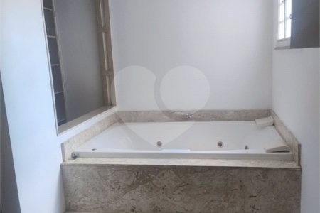 Casa à venda com 4 quartos, sendo 2 suítes, em Campo Grande, Rio de Janeiro, RJ