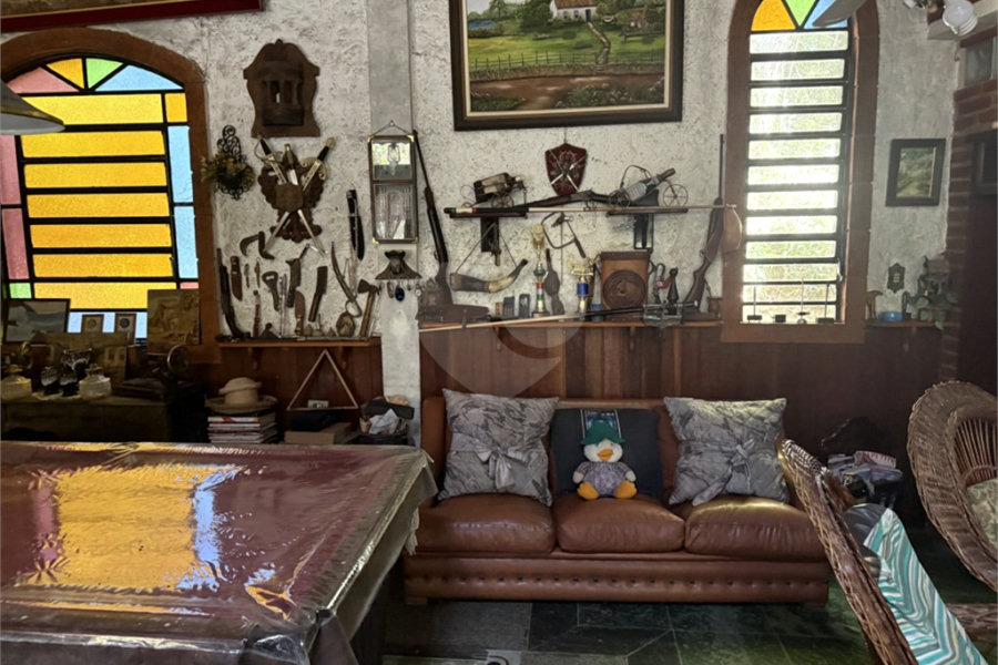 Casa à venda com 4 quartos no condomínio Parque Suiça, Caieiras - SP