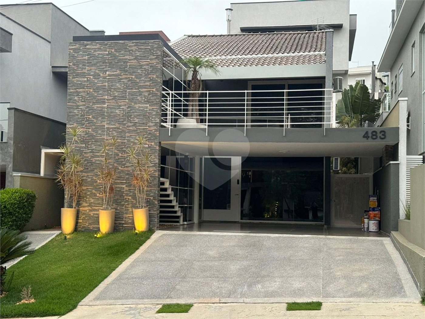 Casa à venda com 3 suítes no condomínio Brisa 1, Mogi das Cruzes - SP