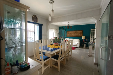 Casa à venda com 4 quartos, sendo 1 suíte,  em Jardim Armênia, Mogi das Cruzes, SP