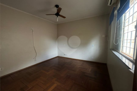 Casa à venda com 3 quartos, sendo 2 suítes, em Alto da Boa Vista, Ribeirão Preto, SP