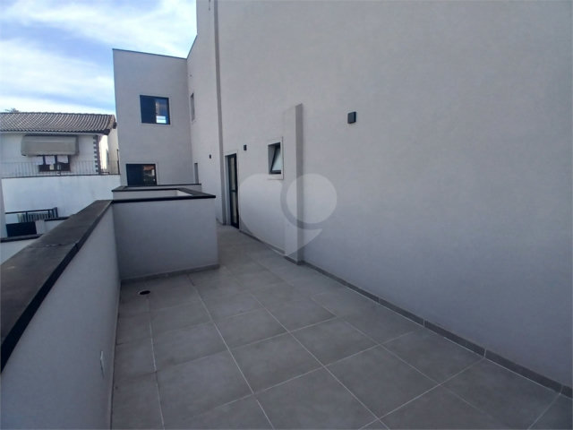 Casa à venda com 2 quartos, sendo 1 suíte,  no condomínio Sintra, São Paulo - SP