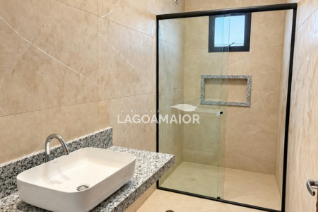 Casa à venda com 3 quartos, sendo 1 suíte, no condomínio Terra Ville, Três Lagoas - MS