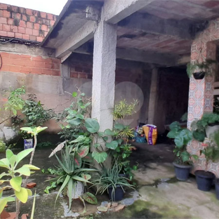 CASA COM QUINTAL = CONFORTO, LAZER E OPORTUNIDADE!!
