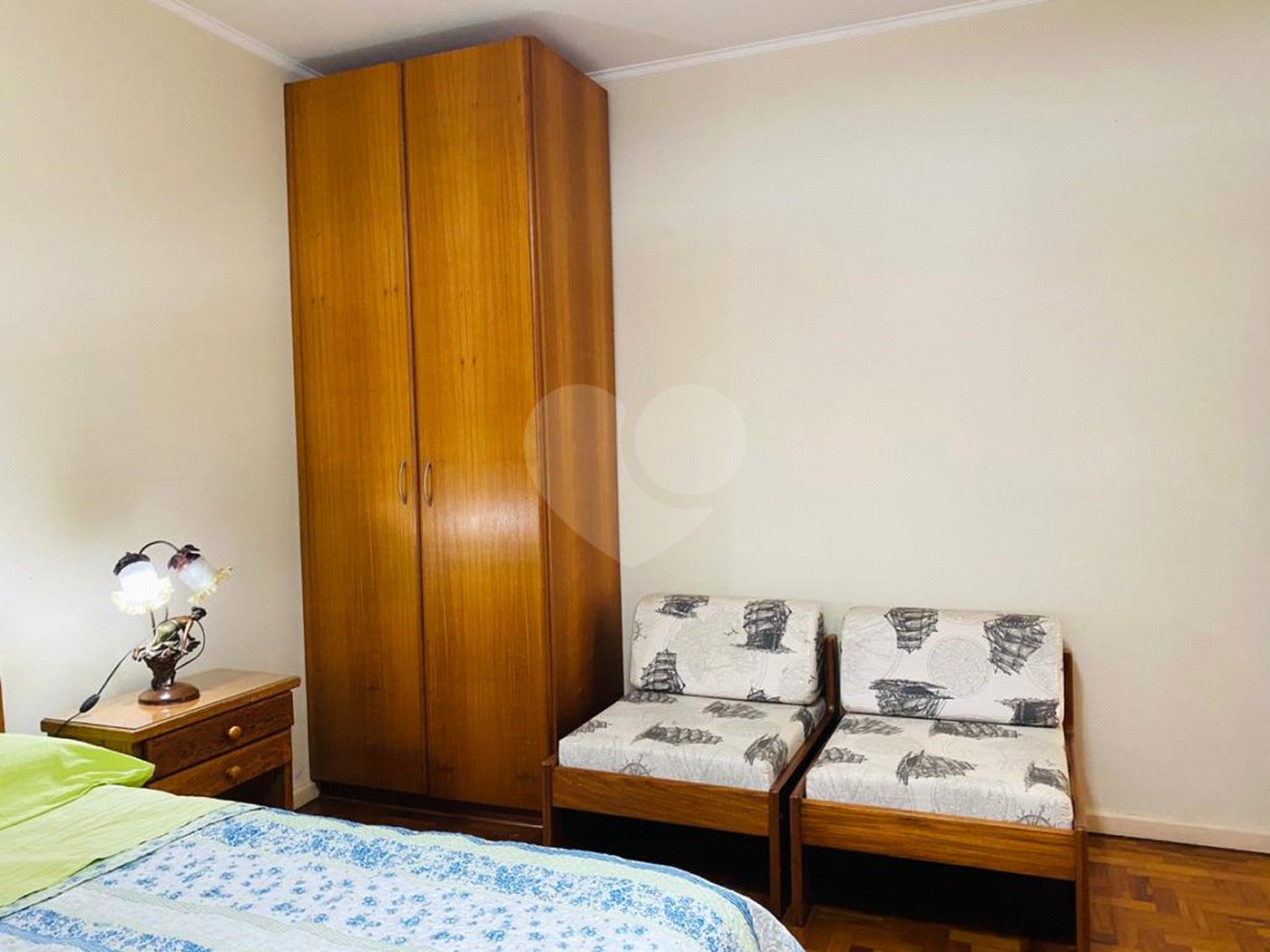 Sobrado à venda com 5 quartos, sendo 1 suíte, em Interlagos, São Paulo, SP