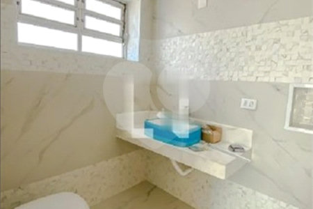 Apartamento com 260m² à venda na Av. Paes de Barros - Recém reformado 100% - Impecável.