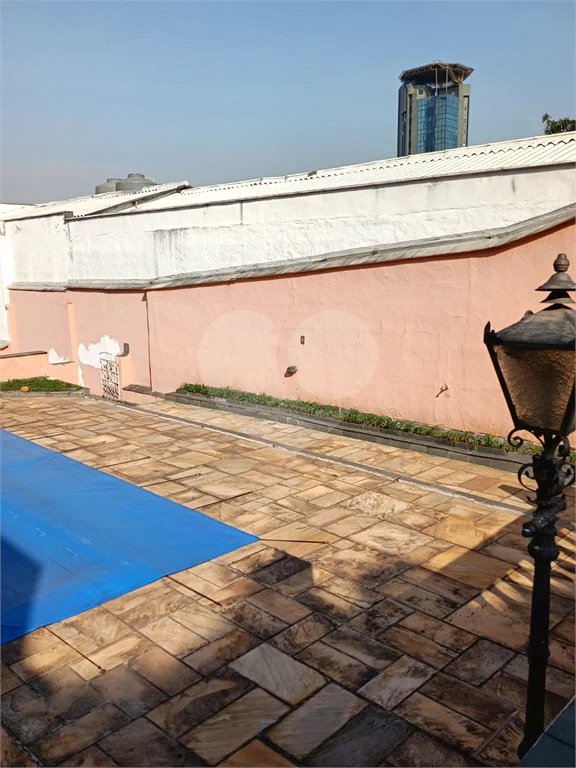 Sobrado à venda com 3 quartos em Santana, São Paulo, SP