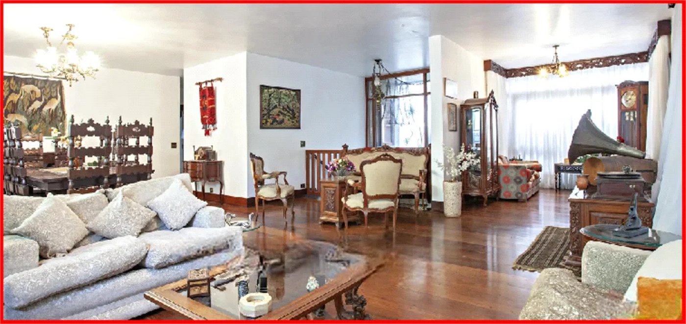 Casa à venda com 3 quartos, sendo 1 suíte, em Pinheiros, São Paulo, SP