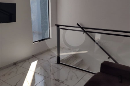 Sobrado à venda com 2 quartos, sendo 1 suíte,  no Centro, Bom Jesus dos Perdões, SP