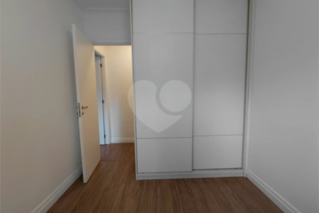 Apartamento à venda com 2 quartos, sendo 1 suíte, em Pinheiros, São Paulo, SP