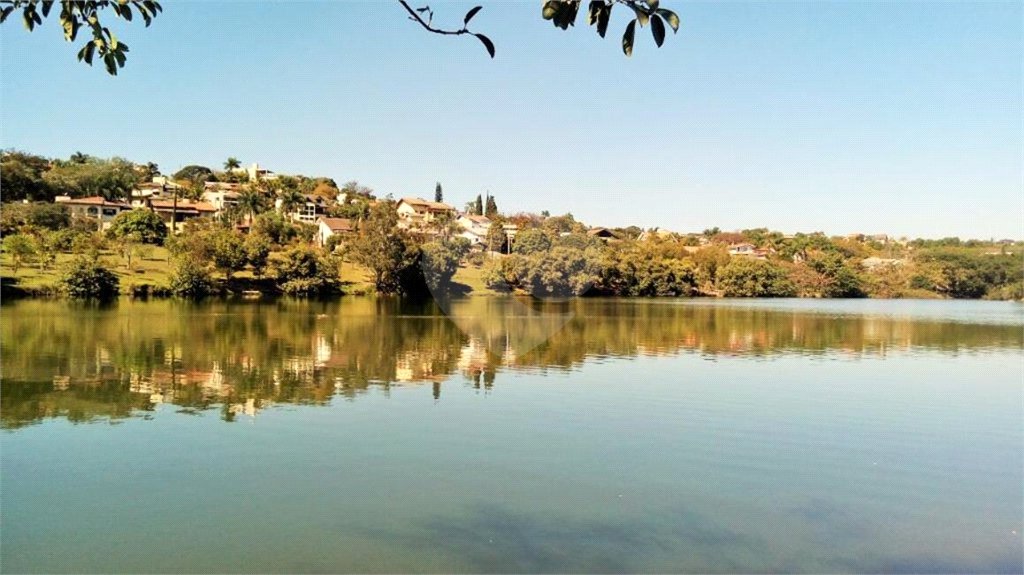 Casa à venda com 2 quartos, sendo 1 suíte, no condomínio Vinhas da Vista Alegre - Lado Sede, Vinhedo - SP