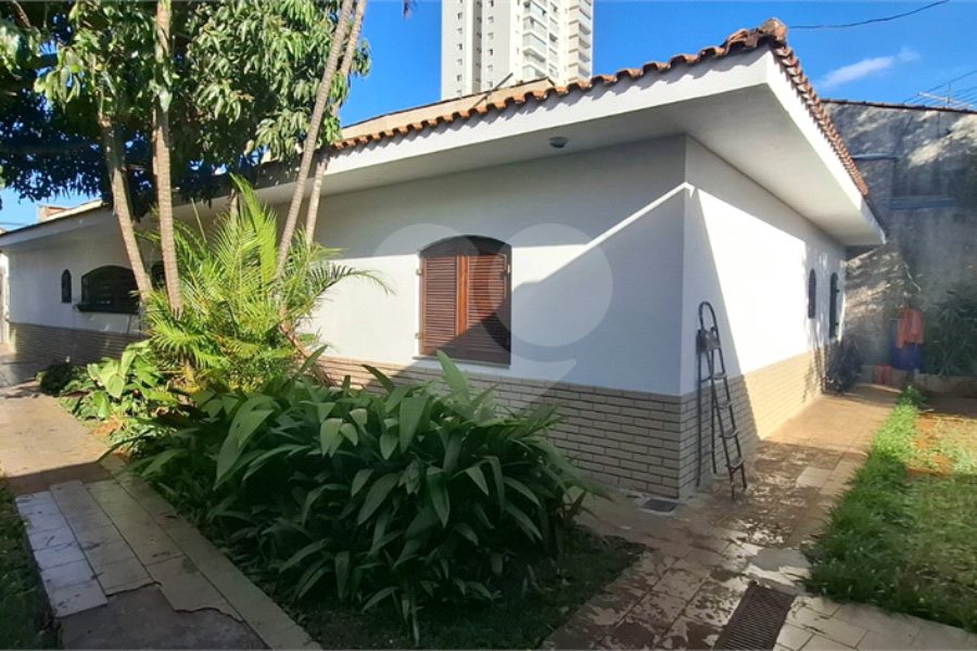 Casa Térrea à venda ou para alugar com 3 suítes em Vila Isolina Mazzei, São Paulo, SP