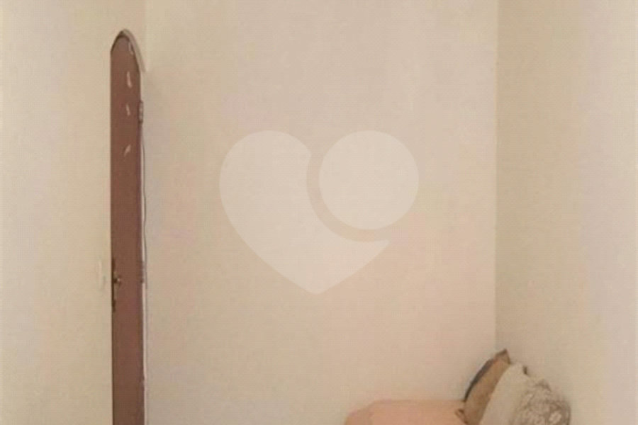 Sobrado à venda com 3 quartos, sendo 1 suíte, em Vila Nova Cachoeirinha, São Paulo, SP