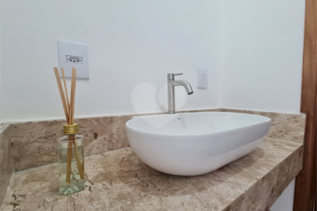 Casa à venda com 3 quartos, sendo 1 suíte,  no condomínio Reserva Ipanema I, Sorocaba - SP
