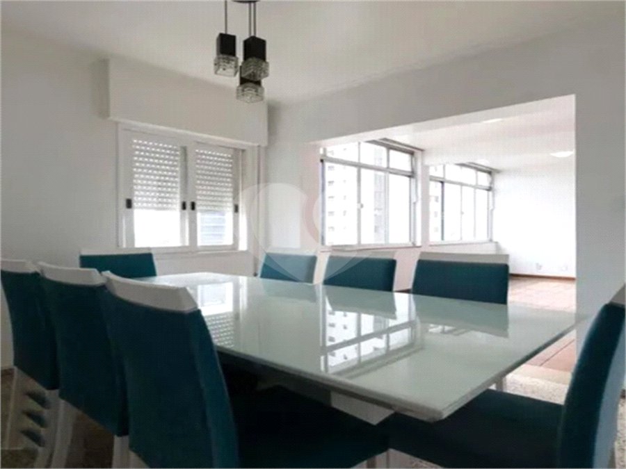 Apartamento à venda com 3 quartos, sendo 2 suítes, em Cambuci, São Paulo, SP