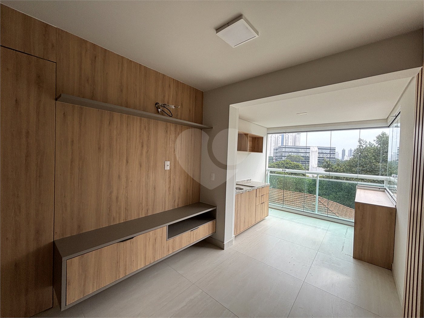 Apartamento à venda ou para alugar com 2 quartos, sendo 1 suíte, em Barra Funda, São Paulo, SP