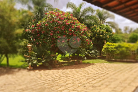 Casa à venda com 3 quartos, sendo 1 suíte, no condomínio Acmti - Colinas do Mosteiro, Terras de Itaici e Recanto dos Pássaros, Indaiatuba - SP