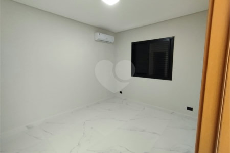Casa à venda com 3 quartos, sendo 2 suítes, em Cachoeirinha, Bom Jesus dos Perdões, SP