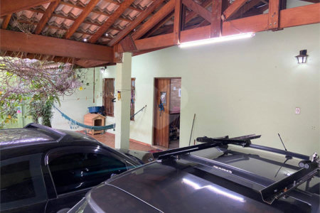 Casa à venda com 3 quartos, sendo 1 suíte,  em Jardim Fonte Áurea, Poá, SP