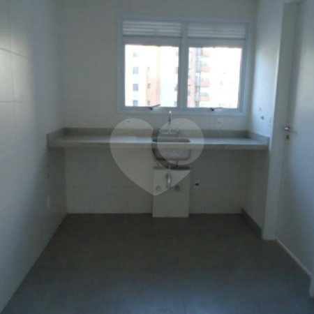 Apartamento à venda com 3 quartos, sendo 1 suíte, em Vila Suzana, São Paulo, SP