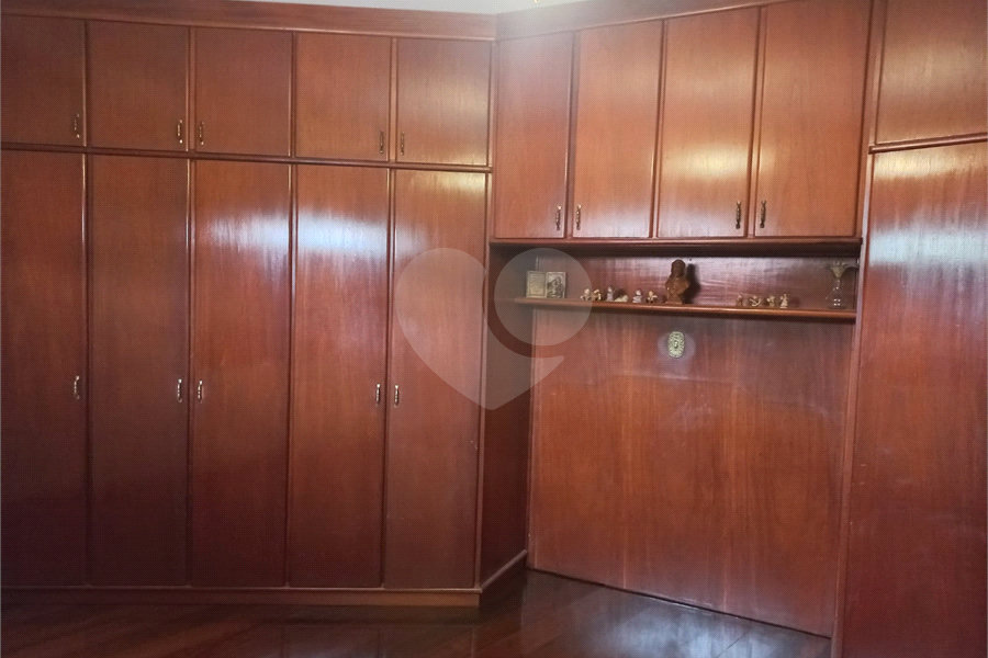 Sobrado à venda ou para alugar com 4 quartos, sendo 1 suíte,  em Barro Branco (zona Norte), São Paulo, SP