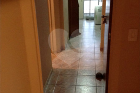 Apartamento à venda com 3 quartos, sendo 1 suíte, em Vila Andrade, São Paulo, SP