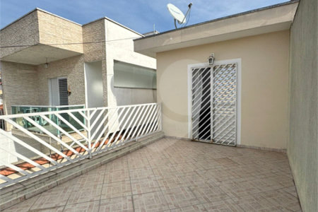 Casa à venda com 3 quartos, sendo 1 suíte, em Vila Constança, São Paulo, SP