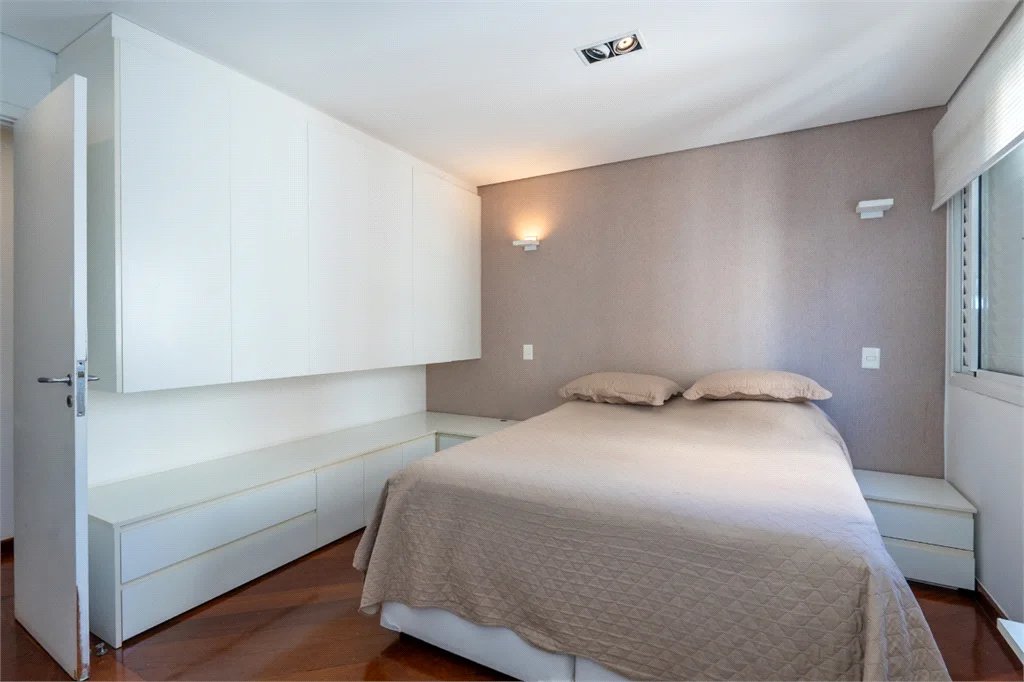 Apartamento à venda com 2 suítes em Brooklin Paulista, São Paulo, SP
