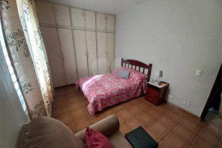 Casa Térrea à venda com 3 quartos em Jardim Maria Virginia, São Paulo, SP