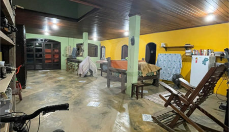 Sobrado à venda com 4 quartos, sendo 1 suíte,  em Vila Suissa, Mogi das Cruzes, SP