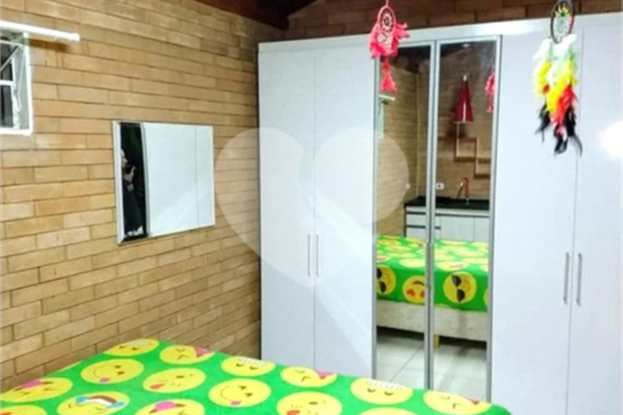Casa à venda com 6 quartos, sendo 5 suítes,  no condomínio Cinco Lagos, Mairiporã - SP
