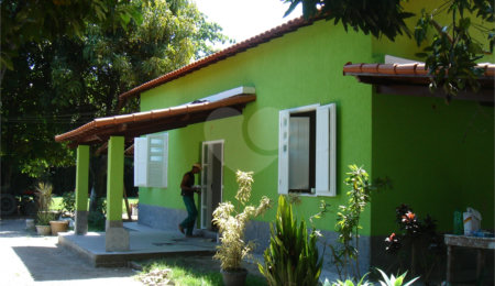 Sítio à venda com 4 quartos, sendo 2 suítes,  em Santa Cruz, Rio de Janeiro, RJ