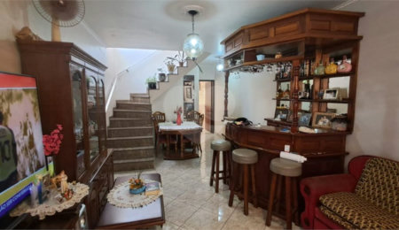 Casa à venda com 3 quartos, sendo 1 suíte,  em Vila Maria Baixa, São Paulo, SP