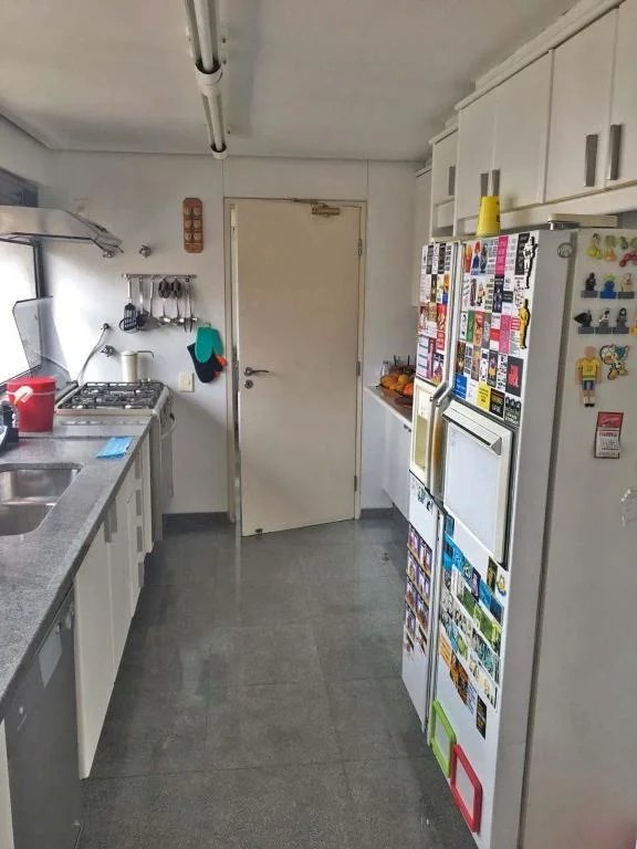 Apartamento para alugar com 4 quartos, sendo 3 suítes, em Jardim Londrina, São Paulo, SP