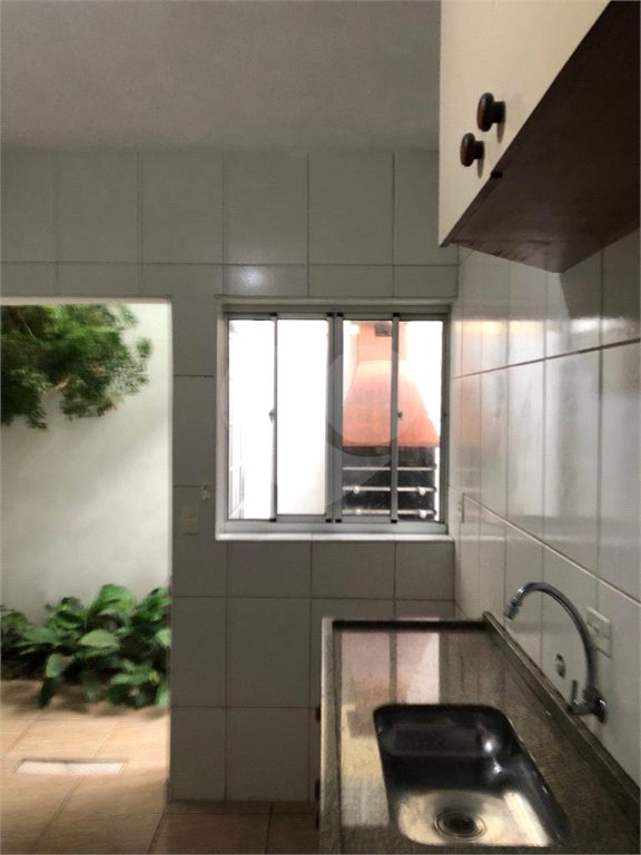 Casa à venda com 4 quartos, sendo 1 suíte,  em Jardim Rosa Maria, São Paulo, SP