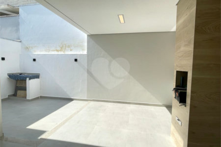 Casa à venda com 3 quartos, sendo 1 suíte, no condomínio Horto Florestal Iii, Sorocaba - SP