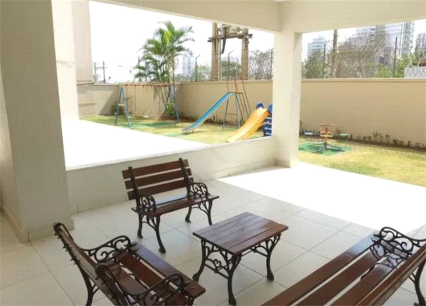 Apartamento à venda com 3 quartos, sendo 1 suíte, em Alvorada, Cuiabá, MT