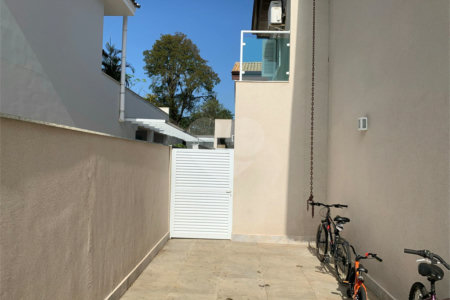 Casa à venda com 7 quartos, sendo 5 suítes, no condomínio Vivendas do Lago -, Sorocaba - SP