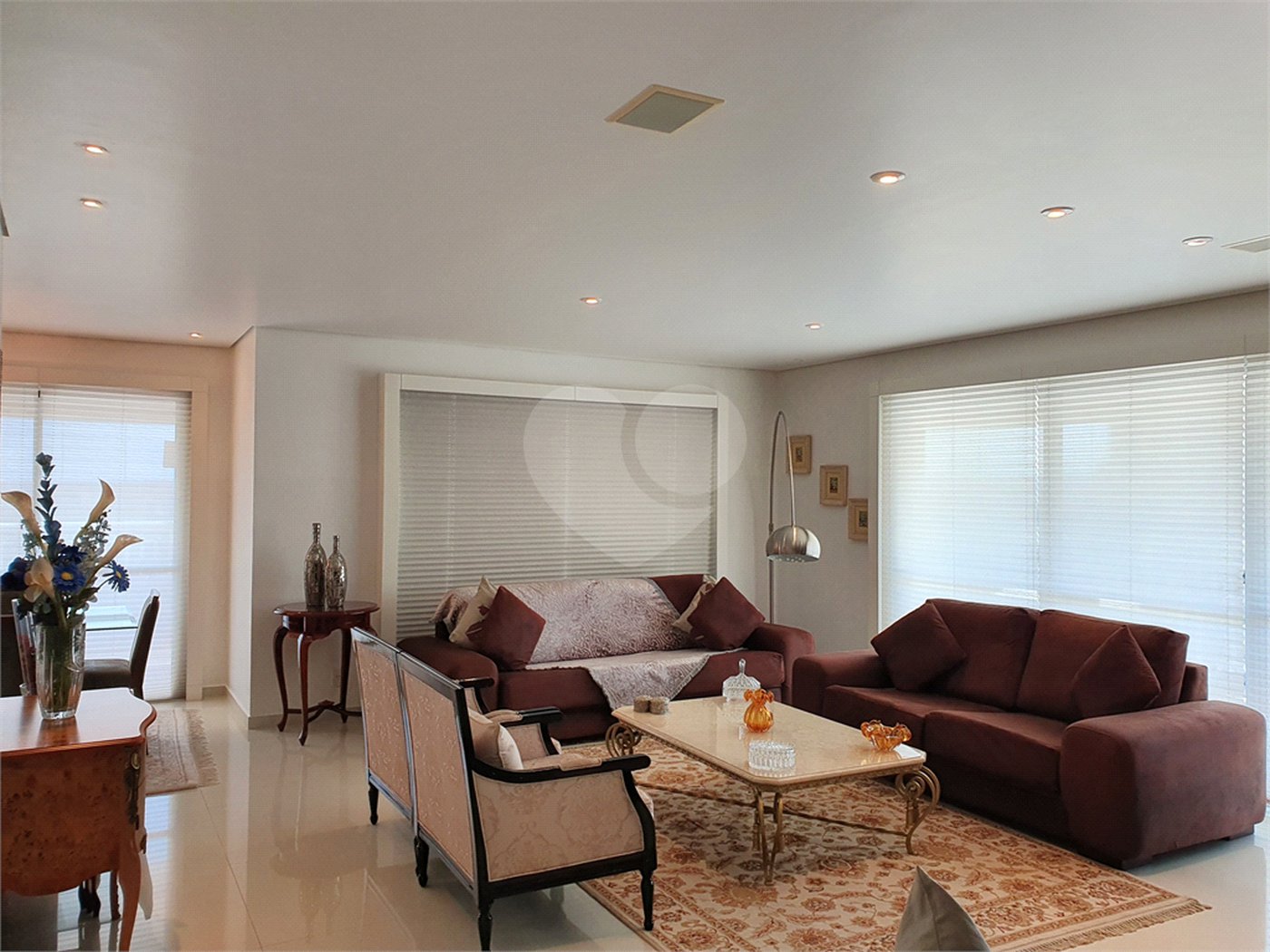 Apartamento à venda com 4 suítes em Jardim Marajoara, São Paulo, SP