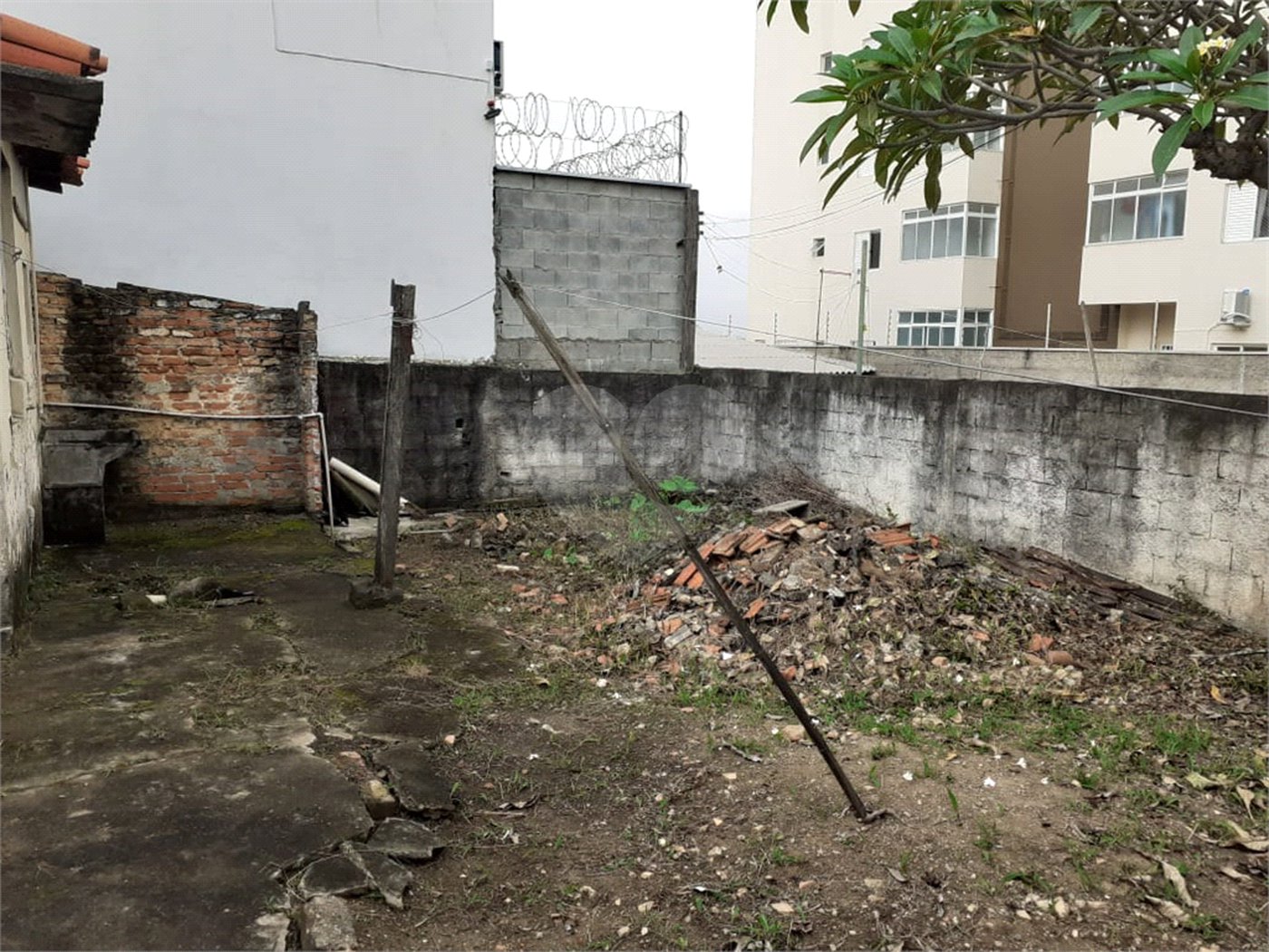 Sobrado à venda com 2 quartos em Vila Mazzei, São Paulo, SP