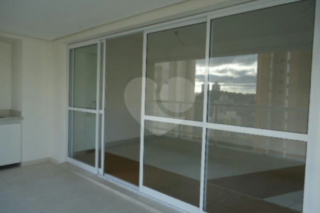 Apartamento à venda com 3 quartos, sendo 1 suíte, em Vila Suzana, São Paulo, SP