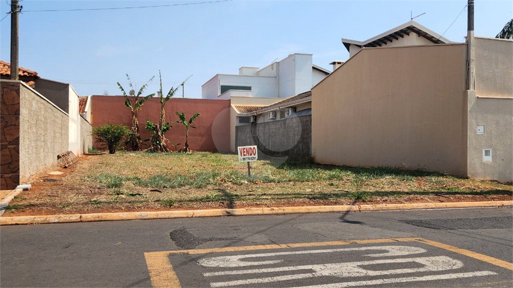Terreno à venda em Jardim dos Flamboyants, Araraquara, SP