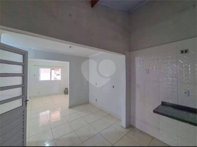 Casa à venda com 2 quartos no condomínio Villagio dos Pinhais, Pinhalzinho - SP