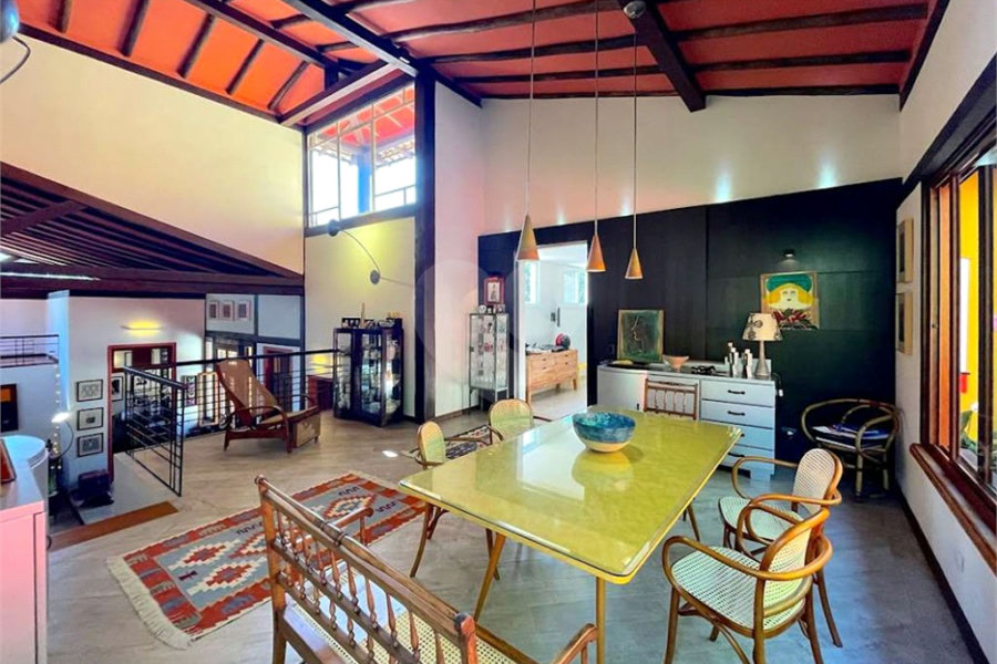 Casa à venda com 4 suítes no condomínio Jardim Mediterrâneo, Cotia - SP