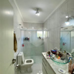 Casa à venda ou para alugar com 6 quartos, sendo 1 suíte, em Residencial/Comercial, Guarulhos, SP