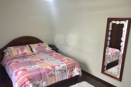 Sobrado à venda com 3 quartos em Vila Galvão, Guarulhos, SP