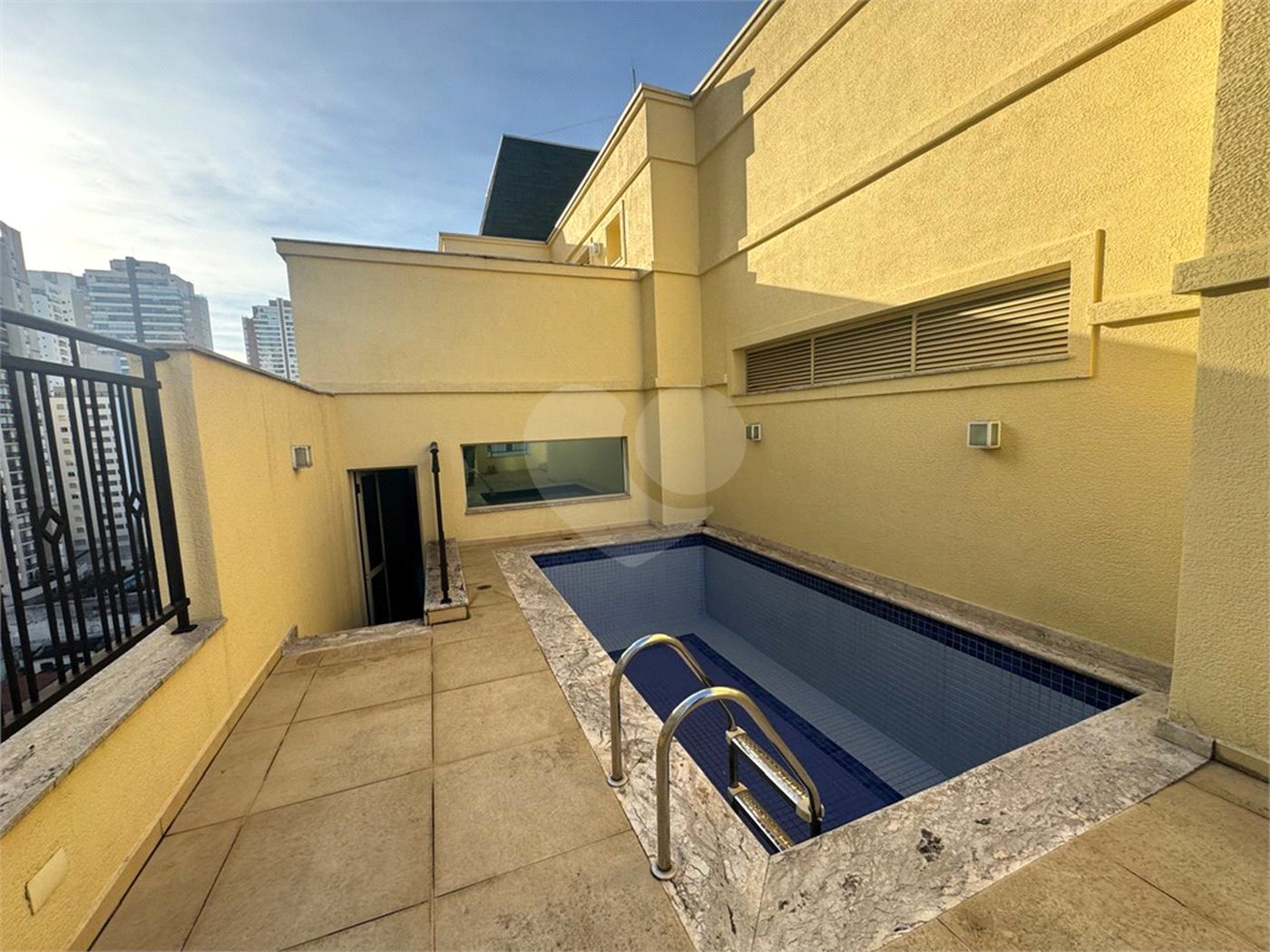 Triplex à venda ou para alugar com 3 quartos, sendo 1 suíte, em Santana, São Paulo, SP
