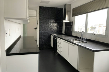 Apartamento à venda com 3 suítes em Vila Andrade, São Paulo, SP