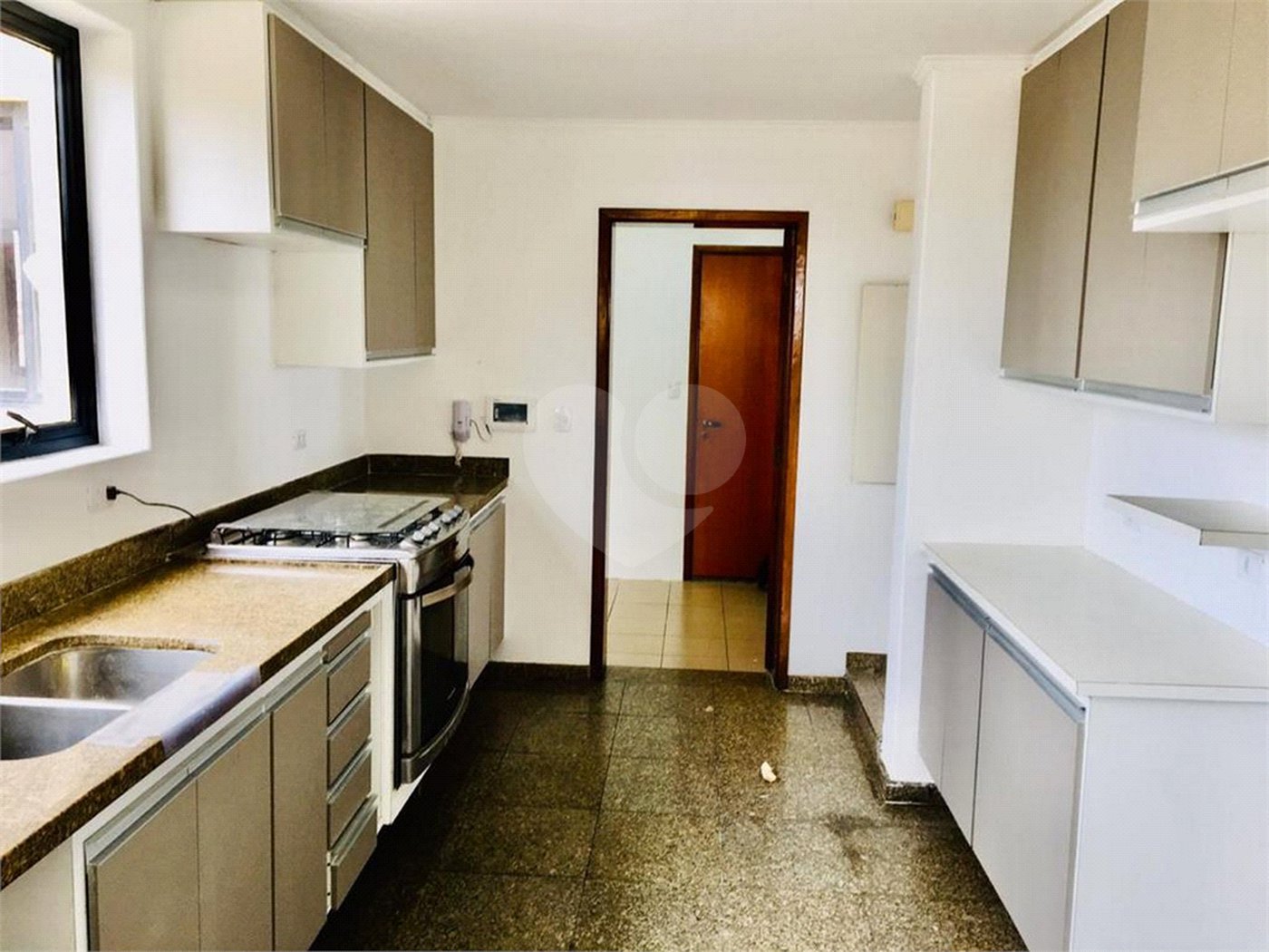 Apartamento à venda com 4 quartos, sendo 2 suítes, em Bosque da Saúde, São Paulo, SP
