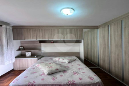 Casa à venda com 3 quartos, sendo 1 suíte,  em Vila Mazzei, São Paulo, SP